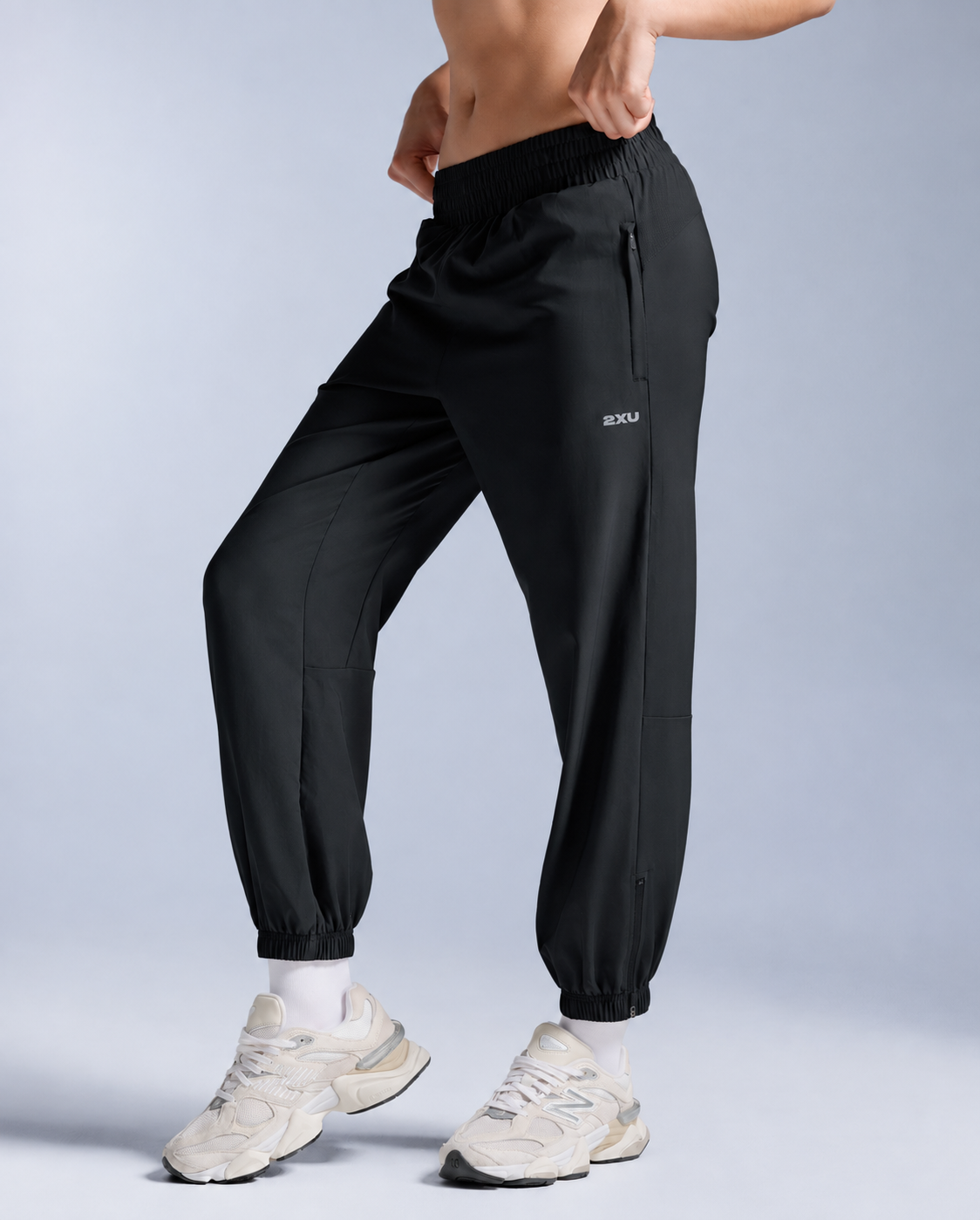 Aero Hi-Rise Woven Jogger