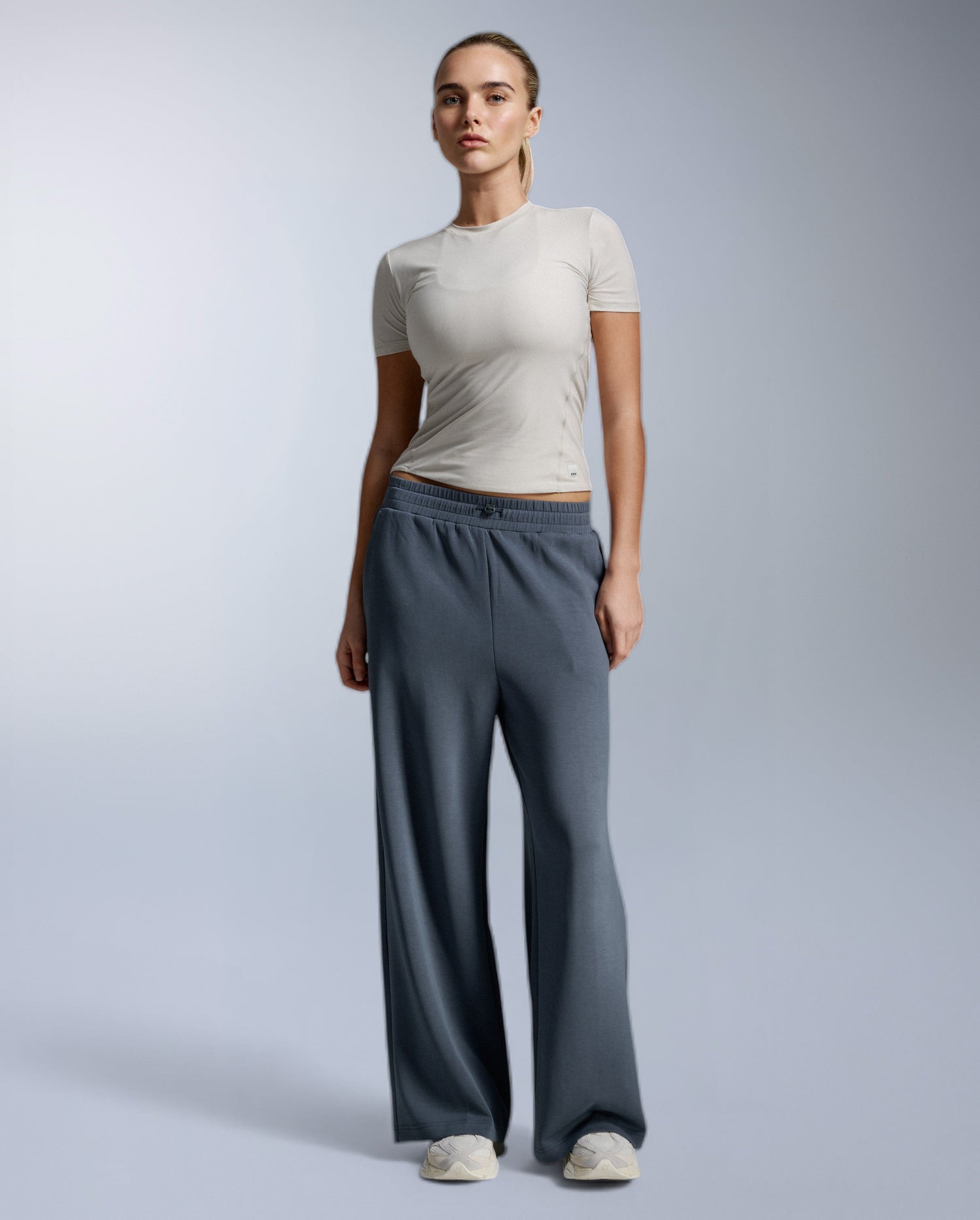 Wonderluxe Sand Washed Wide Leg Pants, India Ink/White